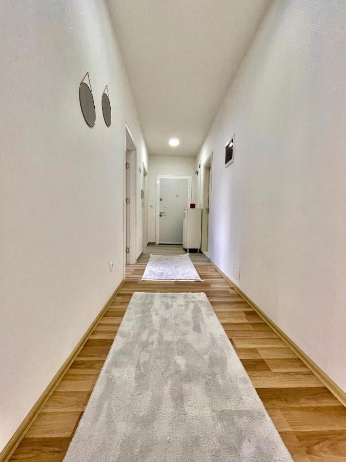 Entire Apartment - Near The Center Пристина Екстериор снимка