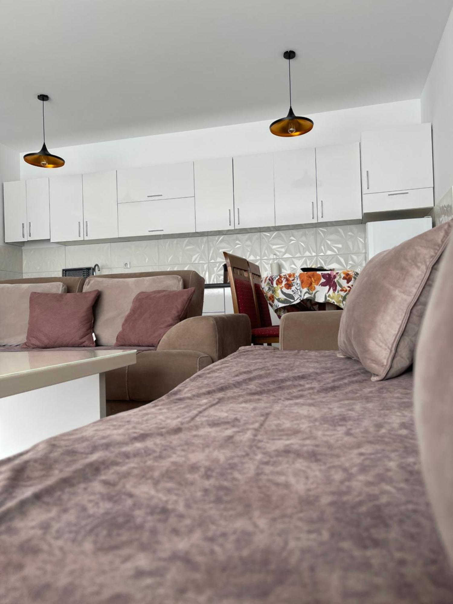 Entire Apartment - Near The Center Пристина Екстериор снимка